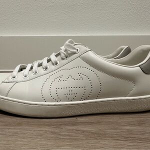 Gucci shoes size 9.5